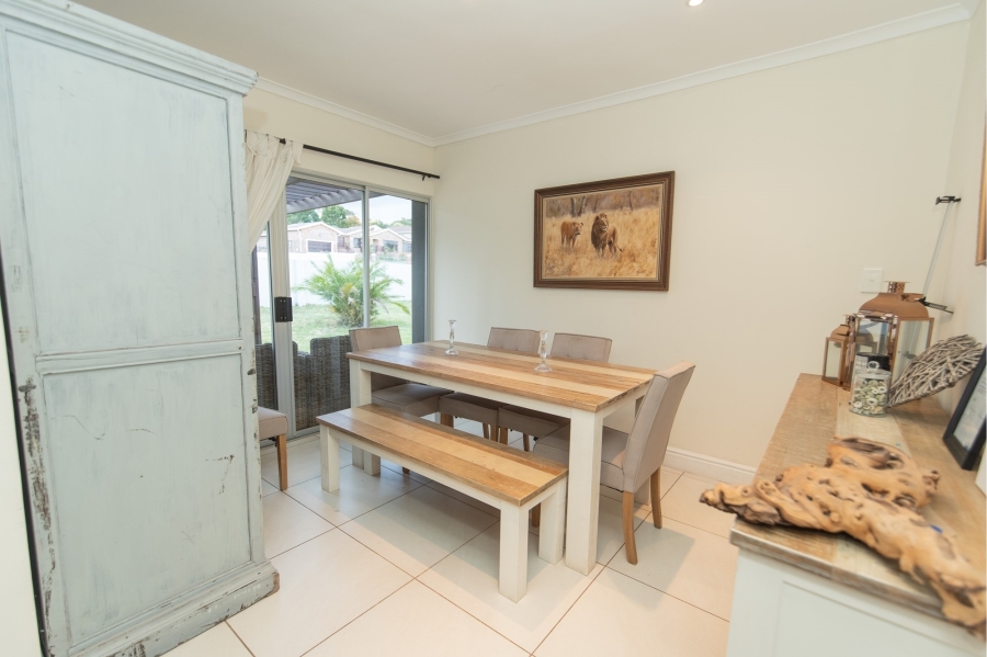 5 Bedroom Property for Sale in Lovemore Heights Estate Eastern Cape